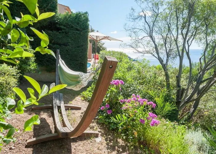 Petale De Rose 빌라 카발레르쉬르메르