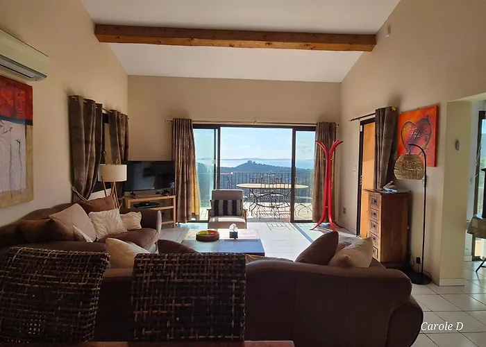 Petale De Rose Cavalaire-sur-Mer